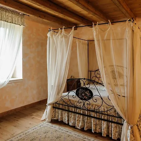 Cascina Le Preseglie Guest House Desenzano del Garda Exterior photo