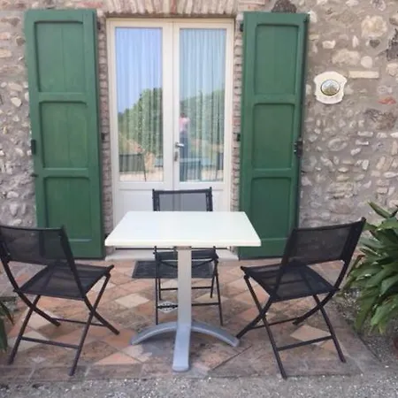 Cascina Le Preseglie Guest House Desenzano del Garda Exterior photo